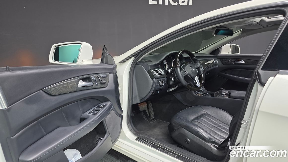 Mercedes-Benz CLS-Class 2014