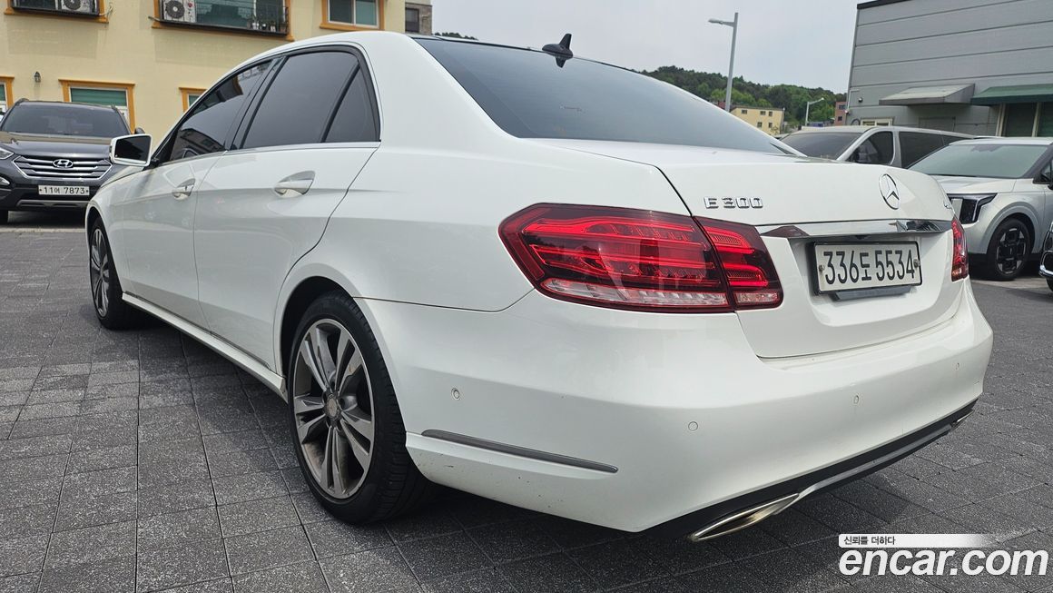 Mercedes-Benz E-Class 2015