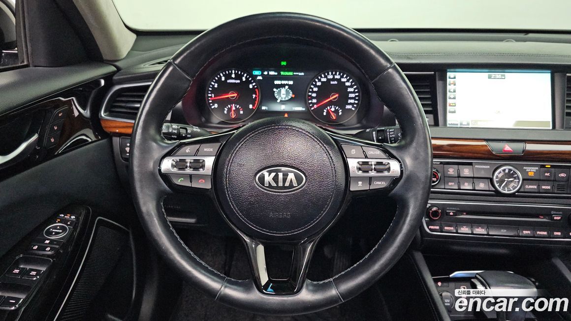 Kia K7 2016