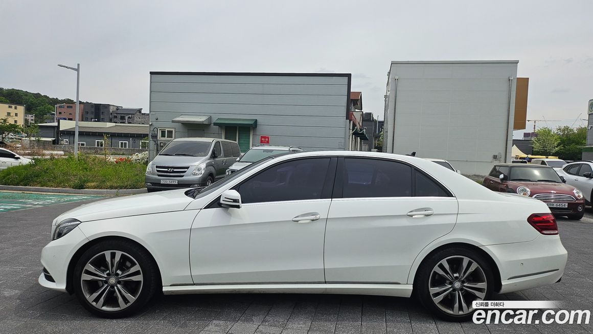 Mercedes-Benz E-Class 2015