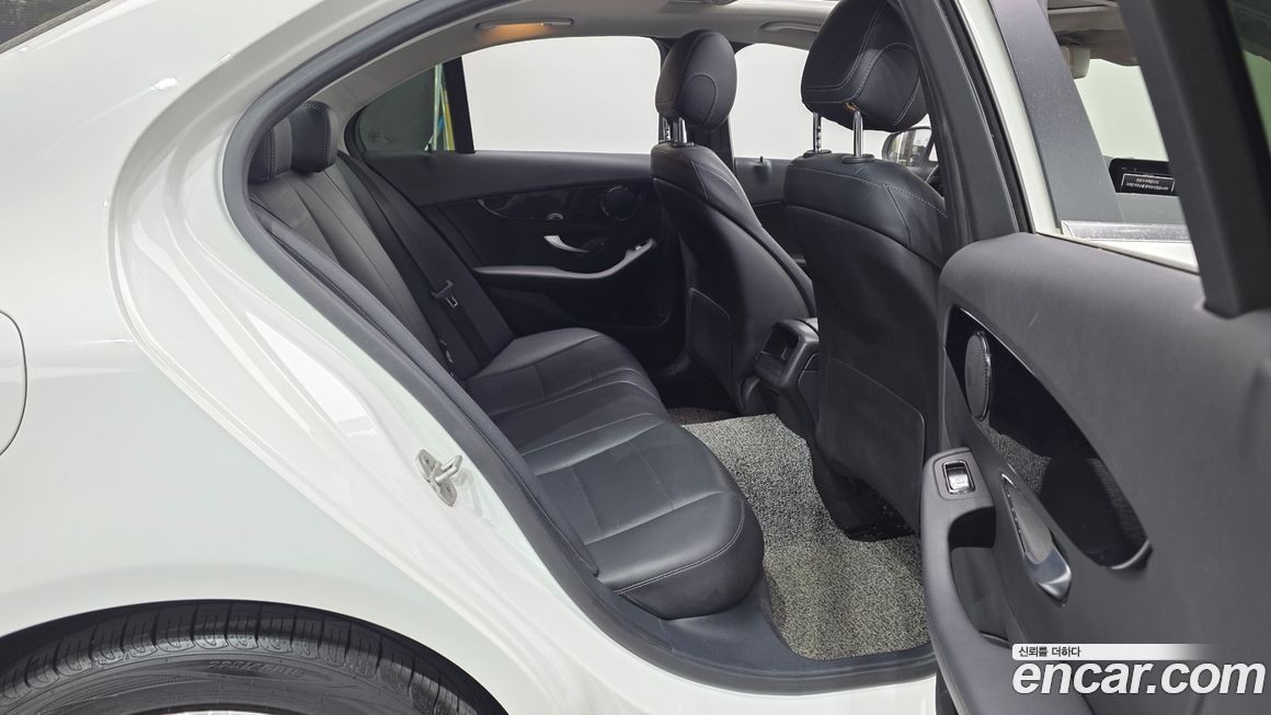 Mercedes-Benz C-Class 2016