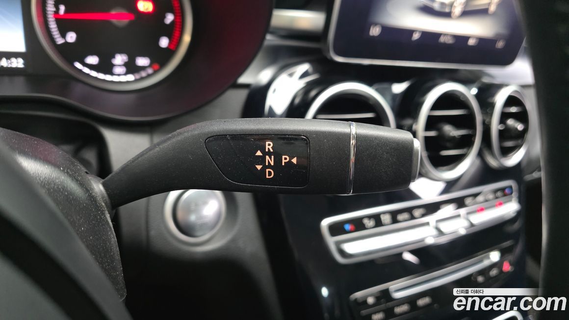 Mercedes-Benz C-Class 2016