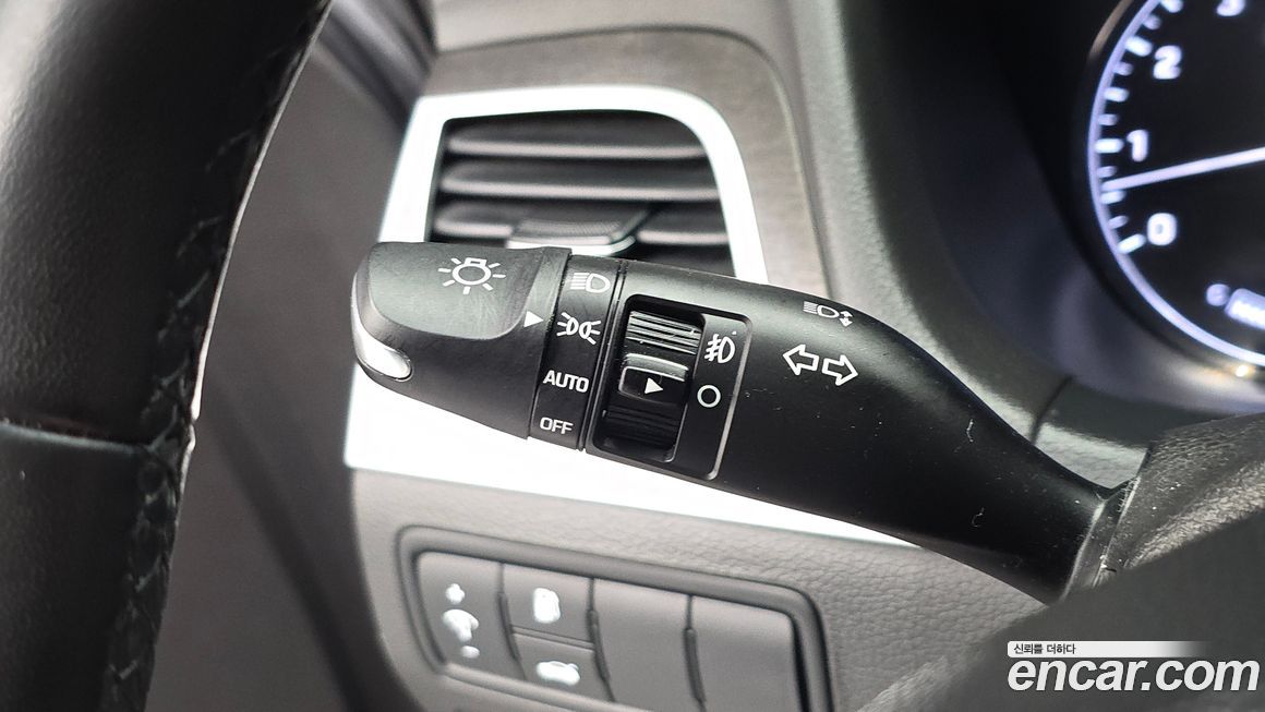 Hyundai Genesis 2016