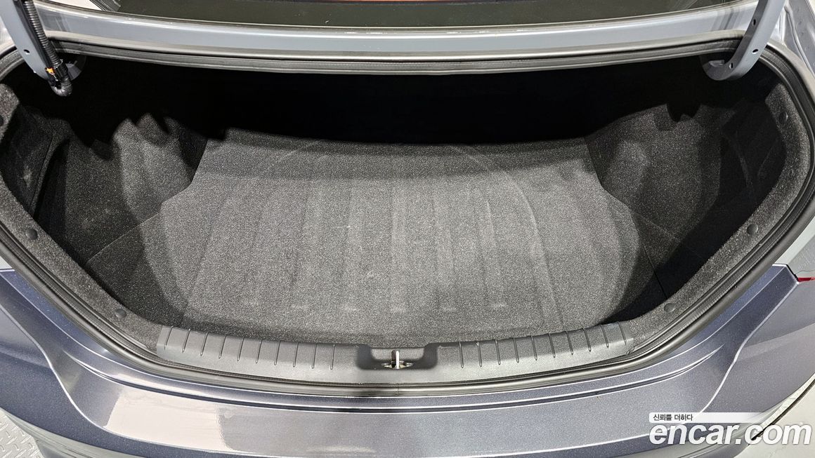 Hyundai AVANTE 2018