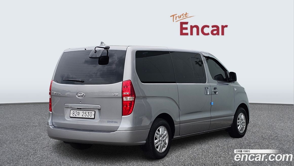 Hyundai Starex 2018