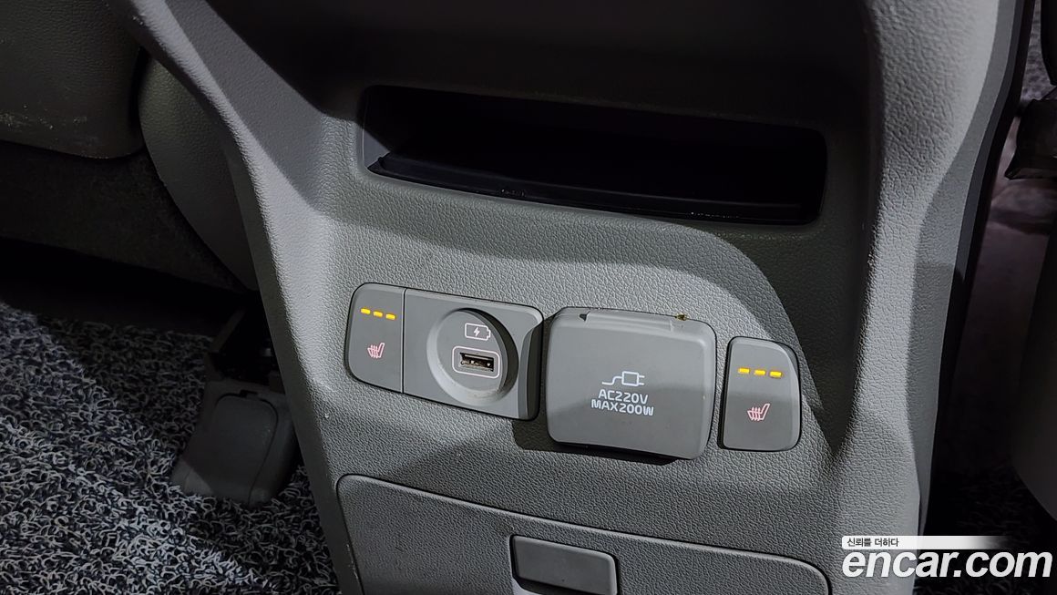 Kia Canival 2015