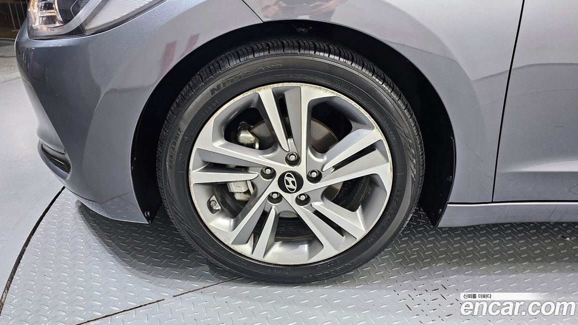 Hyundai AVANTE 2018
