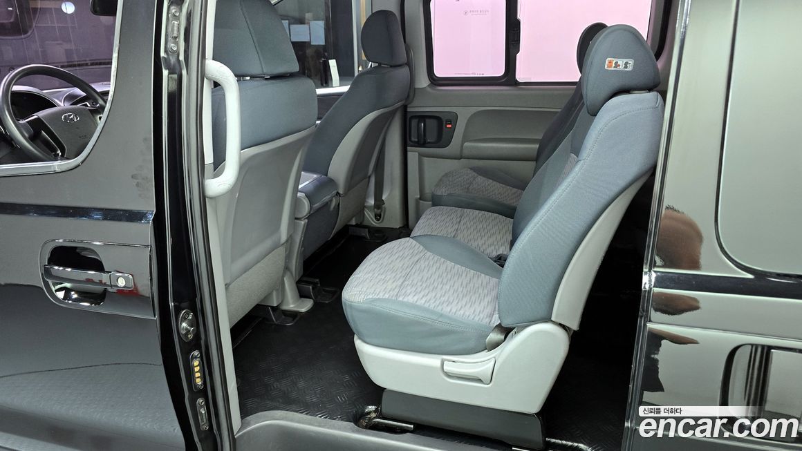 Hyundai Starex 2018