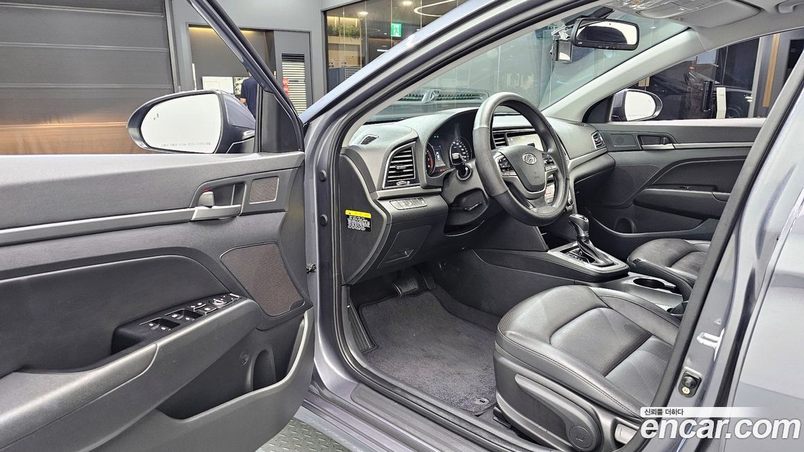 Hyundai AVANTE 2018