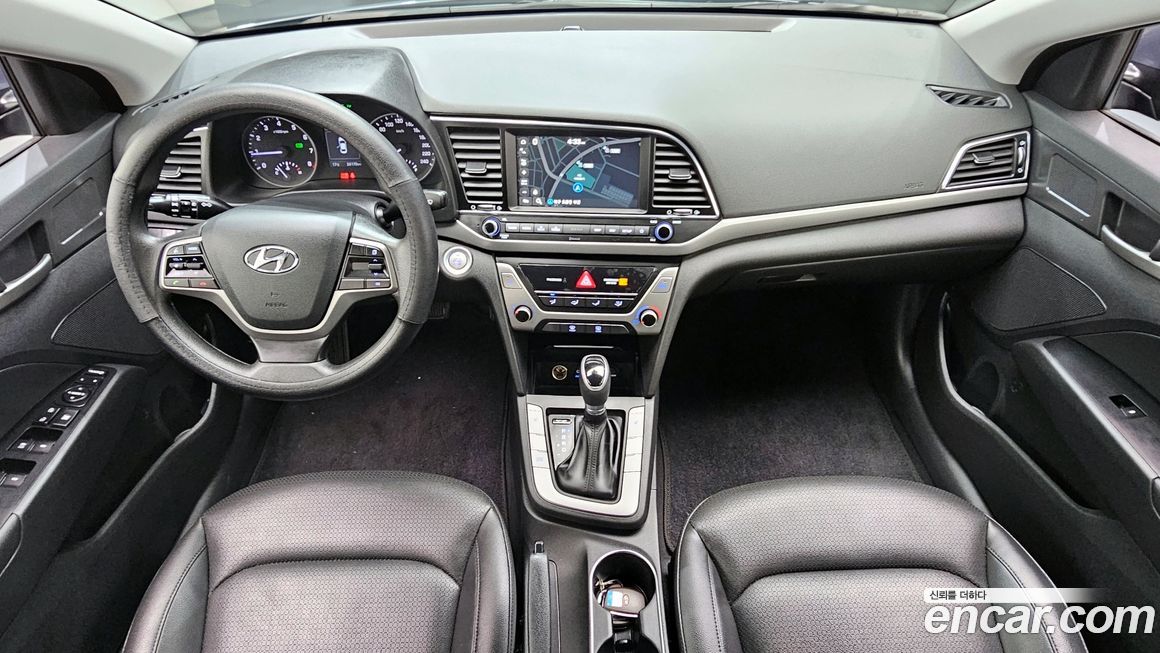 Hyundai AVANTE 2018