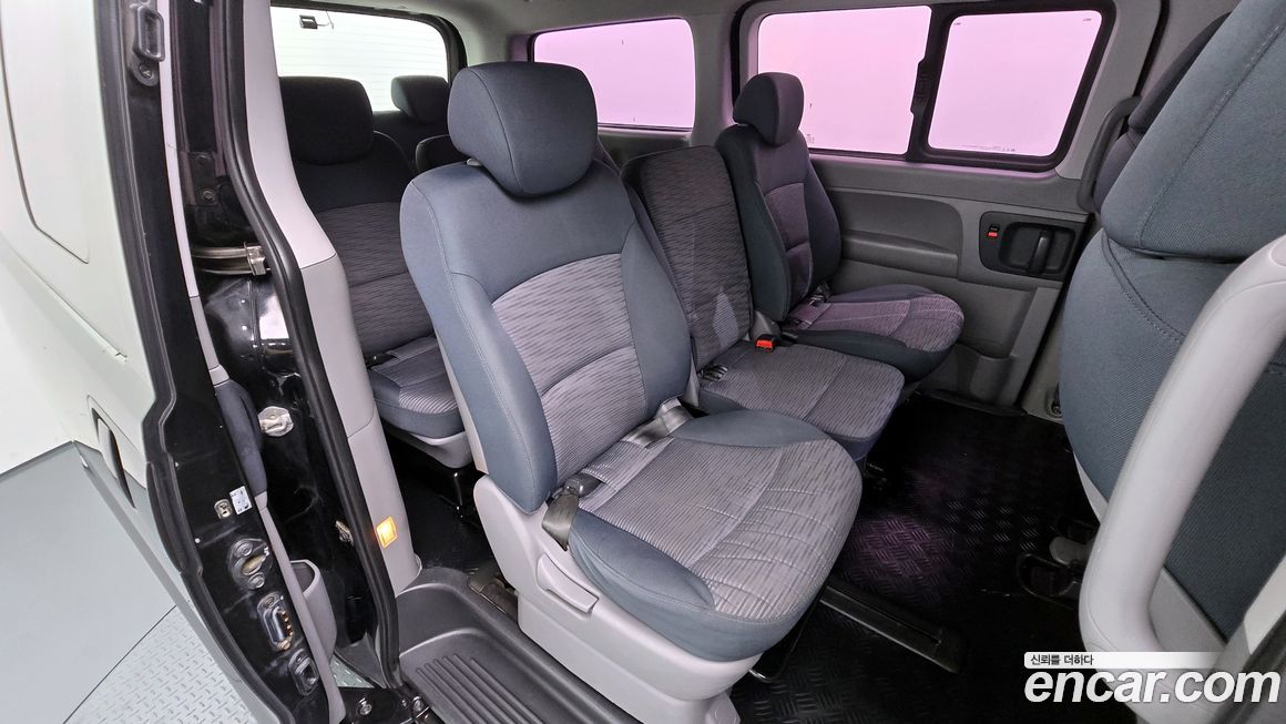 Hyundai Starex 2018