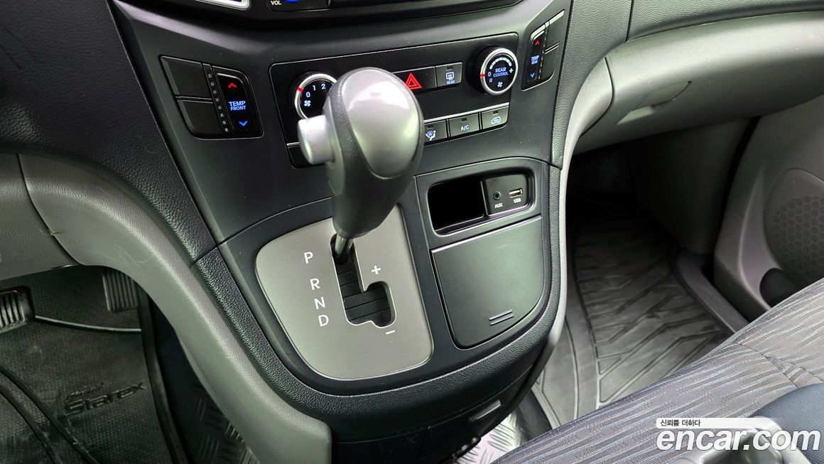 Hyundai Starex 2018