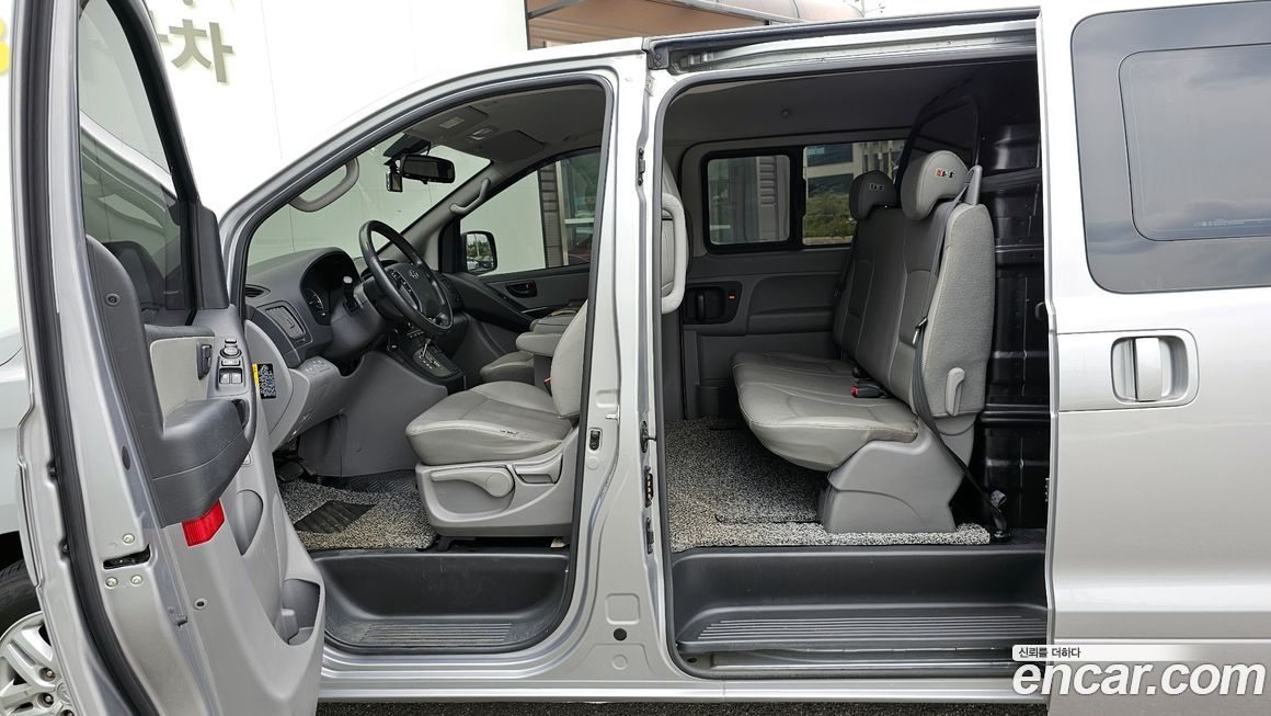 Hyundai Starex 2018