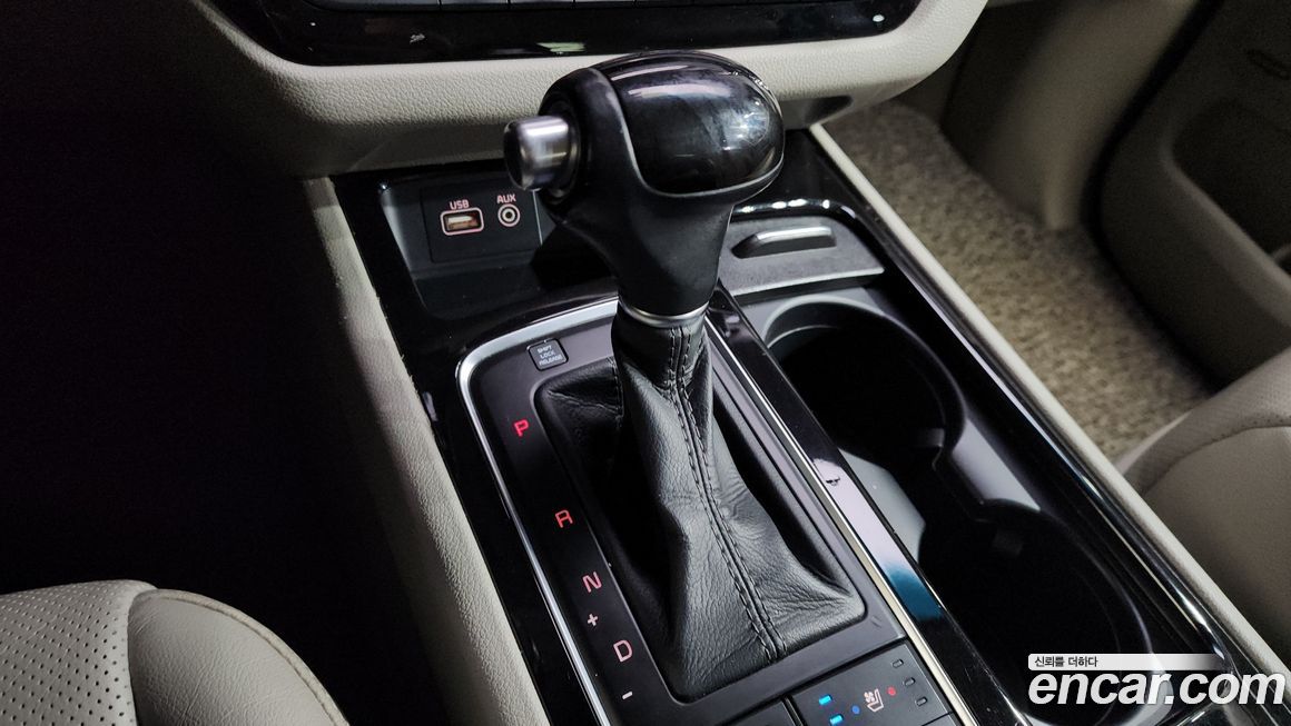 Kia Canival 2015