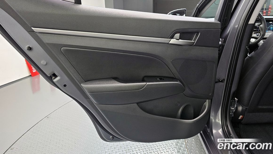 Hyundai AVANTE 2018