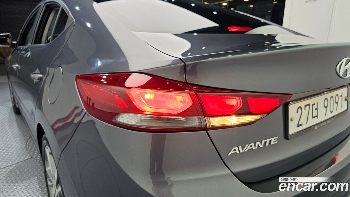 Hyundai AVANTE 2018
