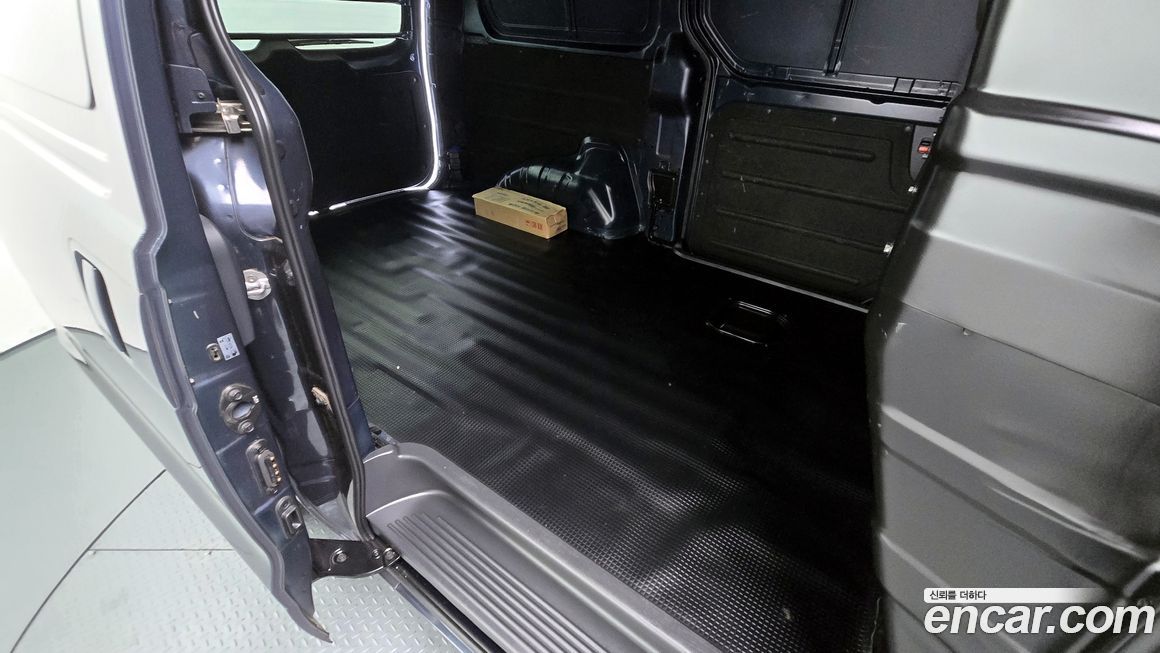 Hyundai Starex 2019