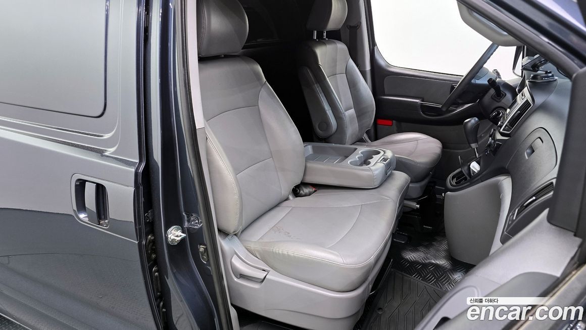 Hyundai Starex 2019