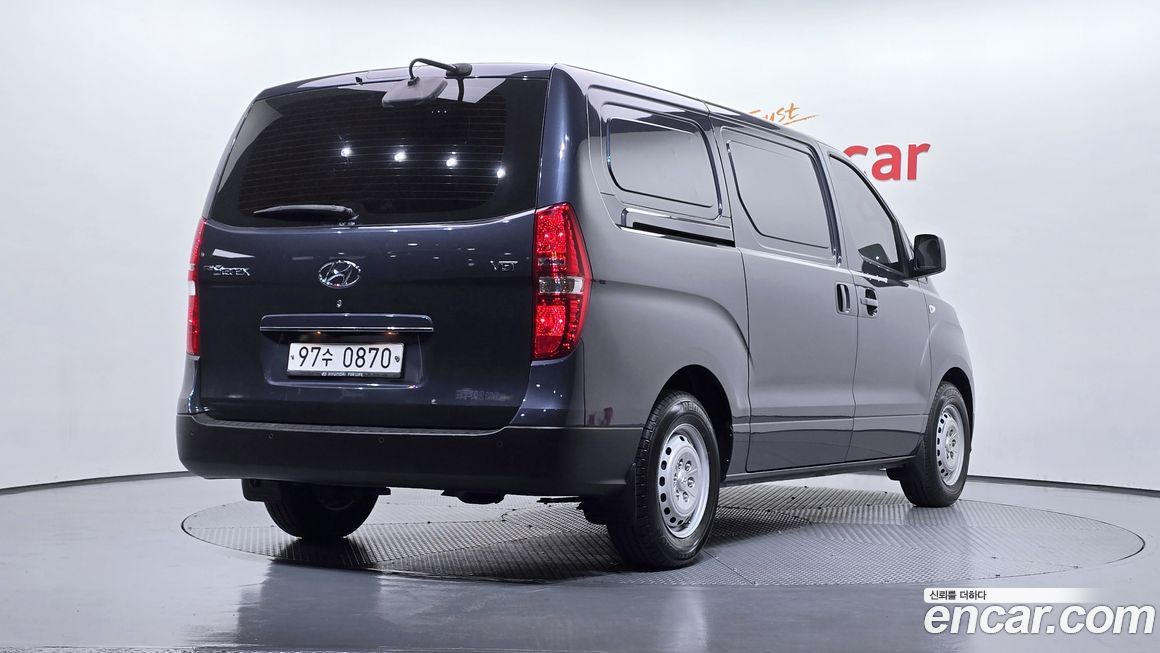 Hyundai Starex 2019