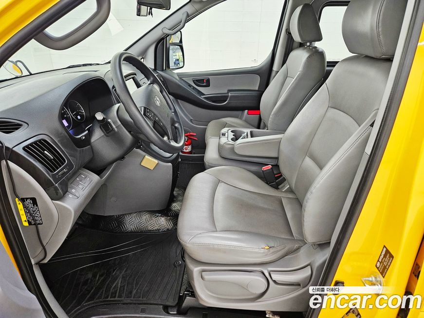 Hyundai Starex 2019