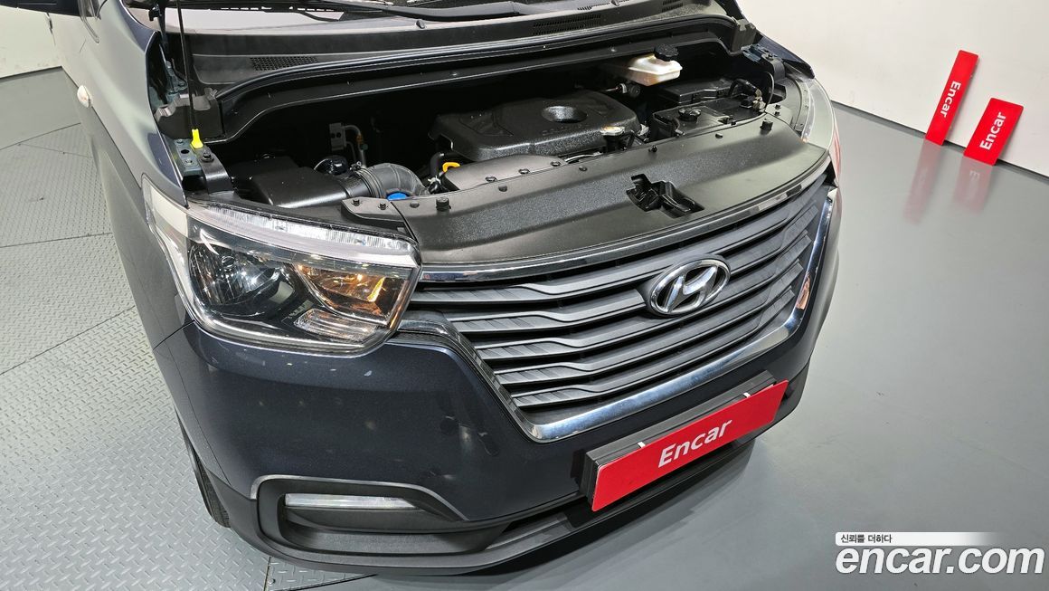Hyundai Starex 2019