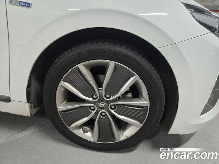 Hyundai Ioniq 2017