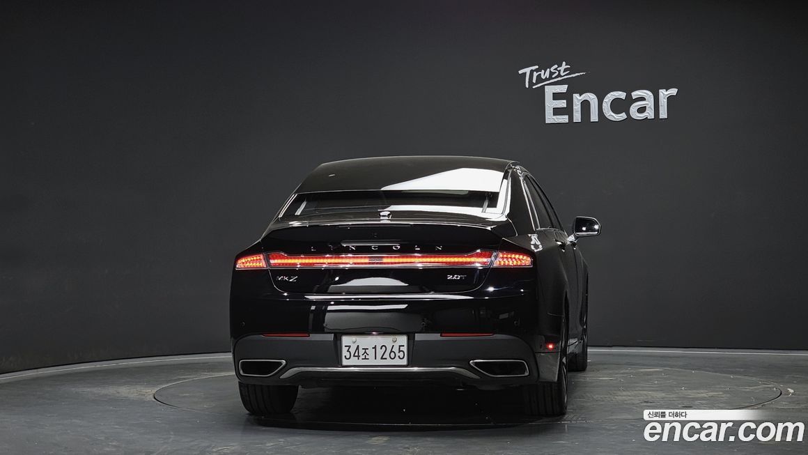 Lincoln MKZ 2018