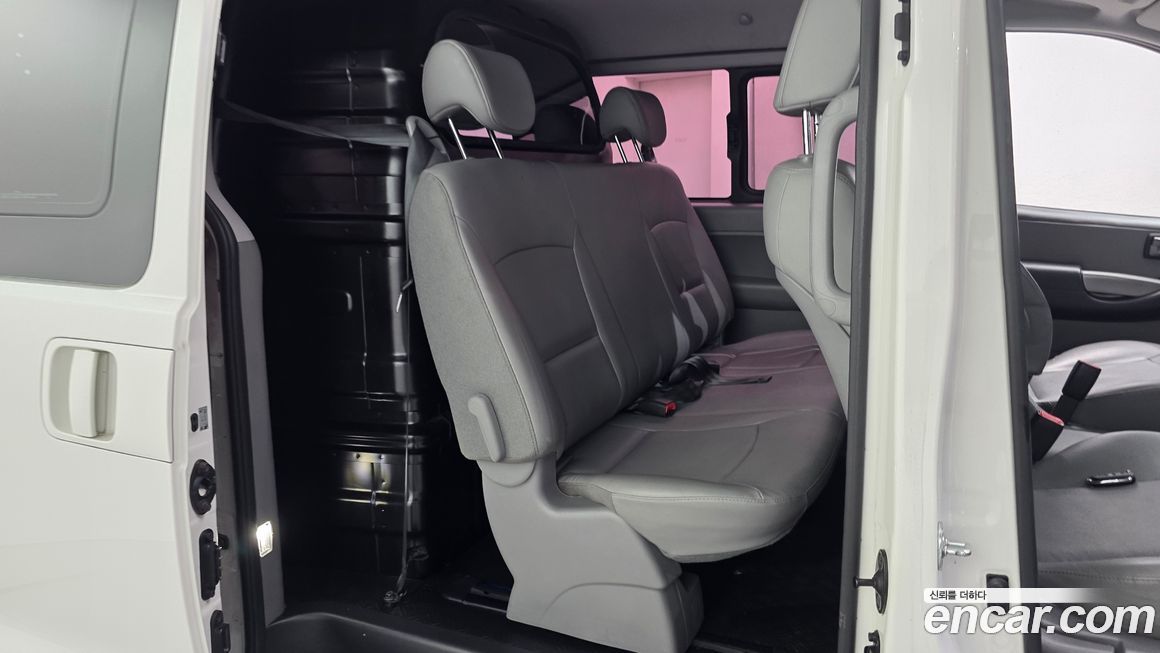 Hyundai Starex 2019