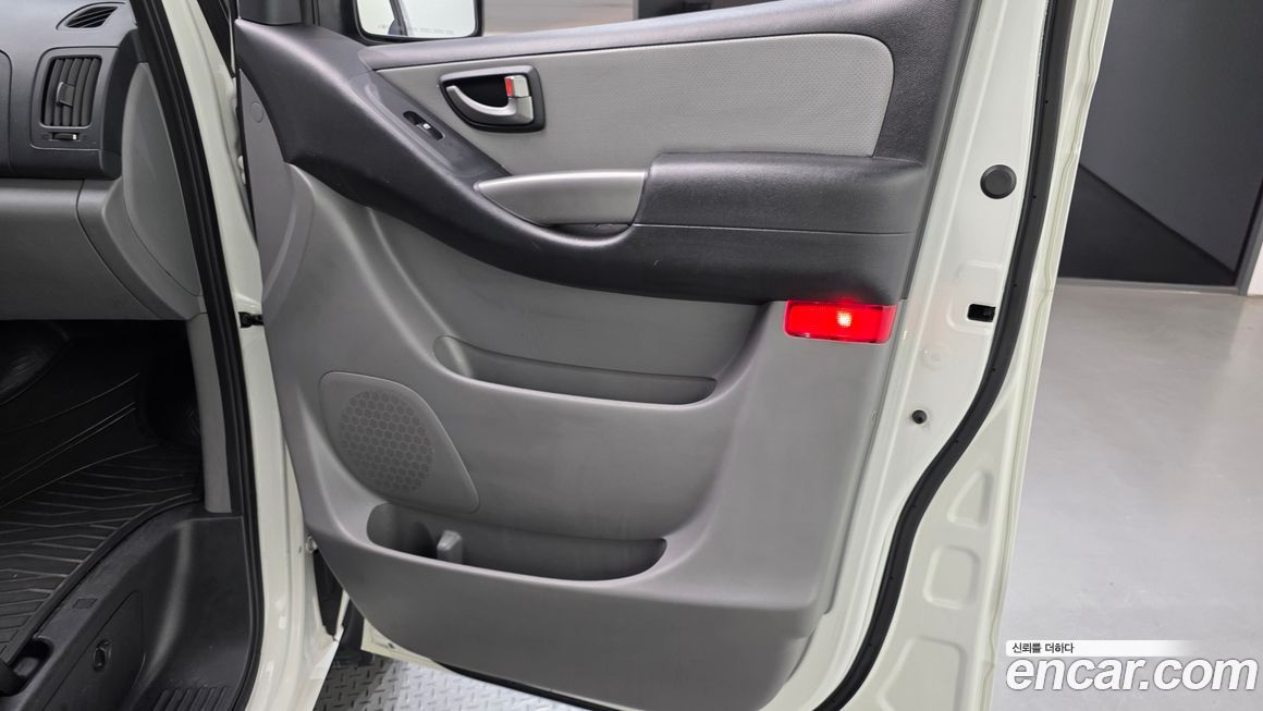 Hyundai Starex 2019