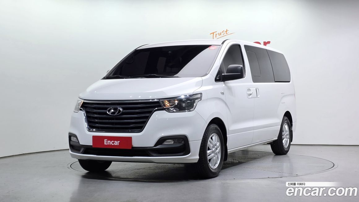 Hyundai Starex 2019