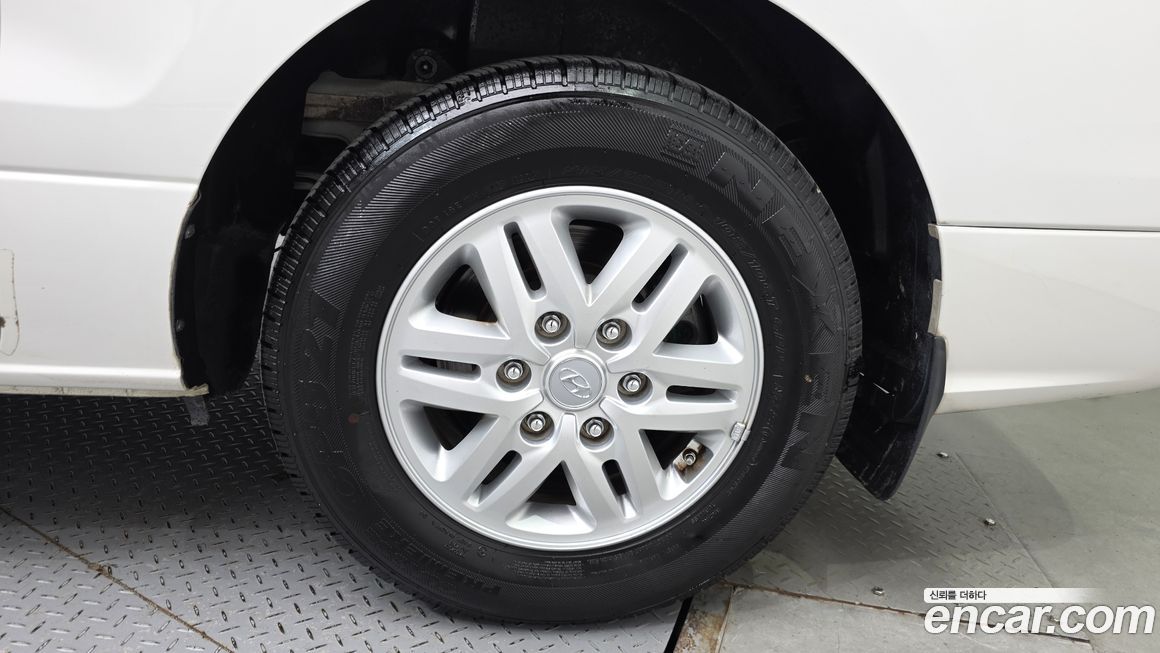 Hyundai Starex 2019