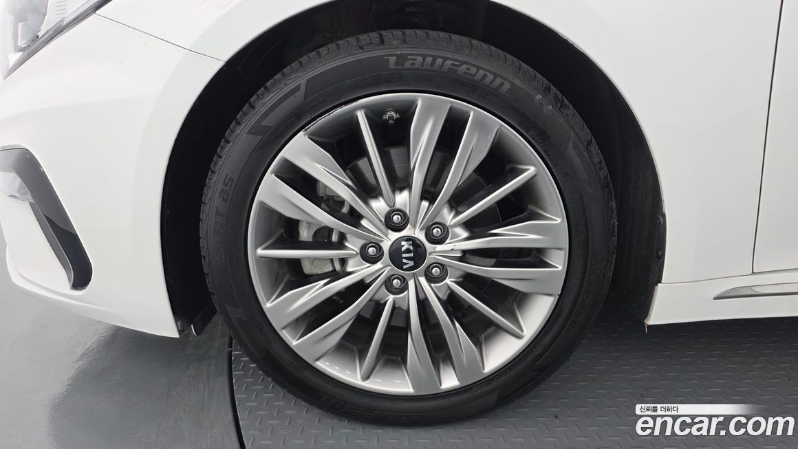 Kia K5 2019