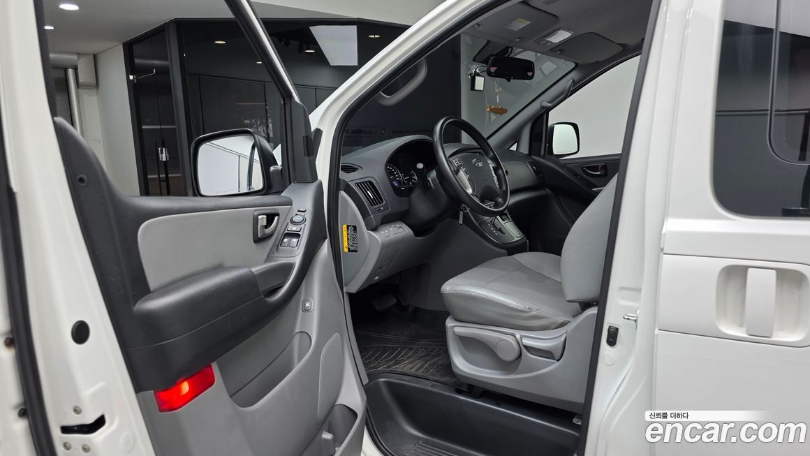 Hyundai Starex 2019