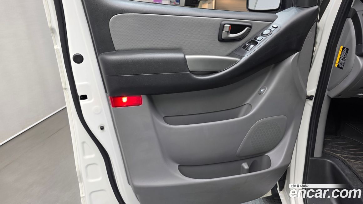 Hyundai Starex 2019