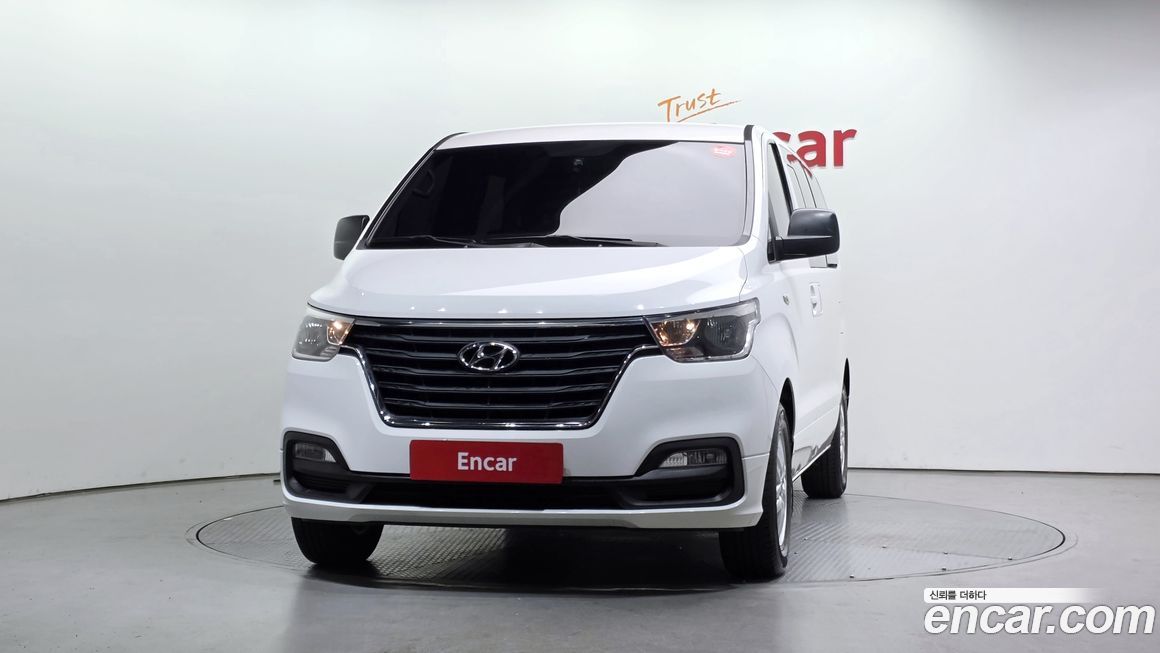 Hyundai Starex 2019