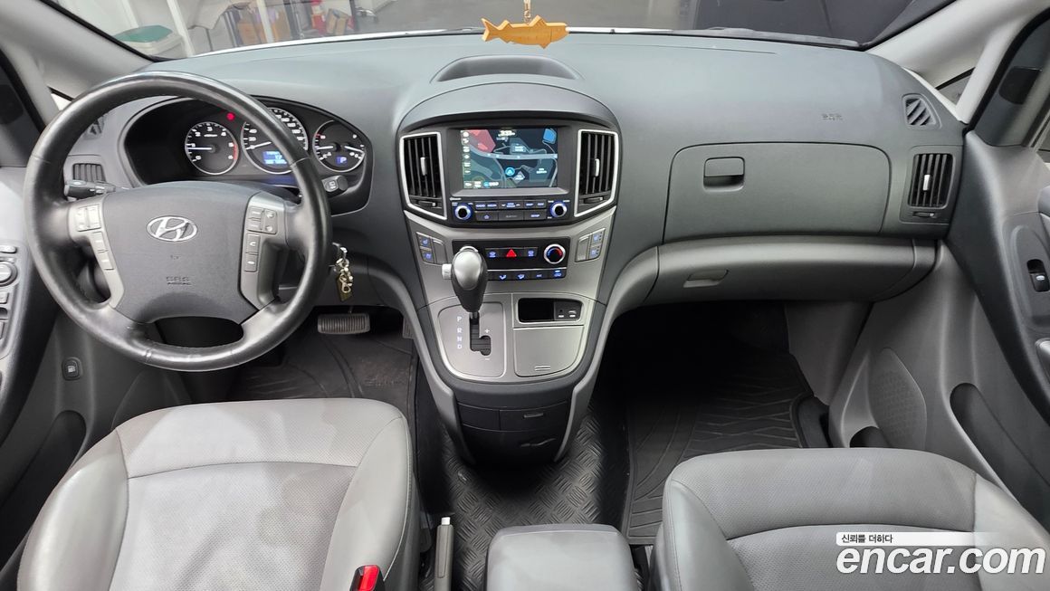 Hyundai Starex 2019