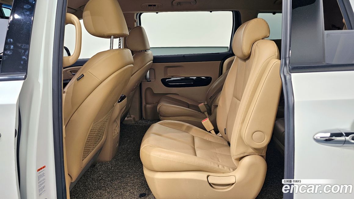 Kia Canival 2019