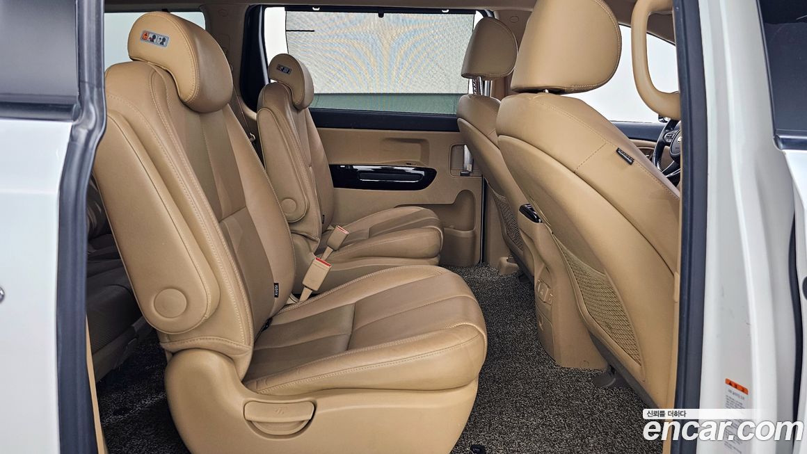 Kia Canival 2019