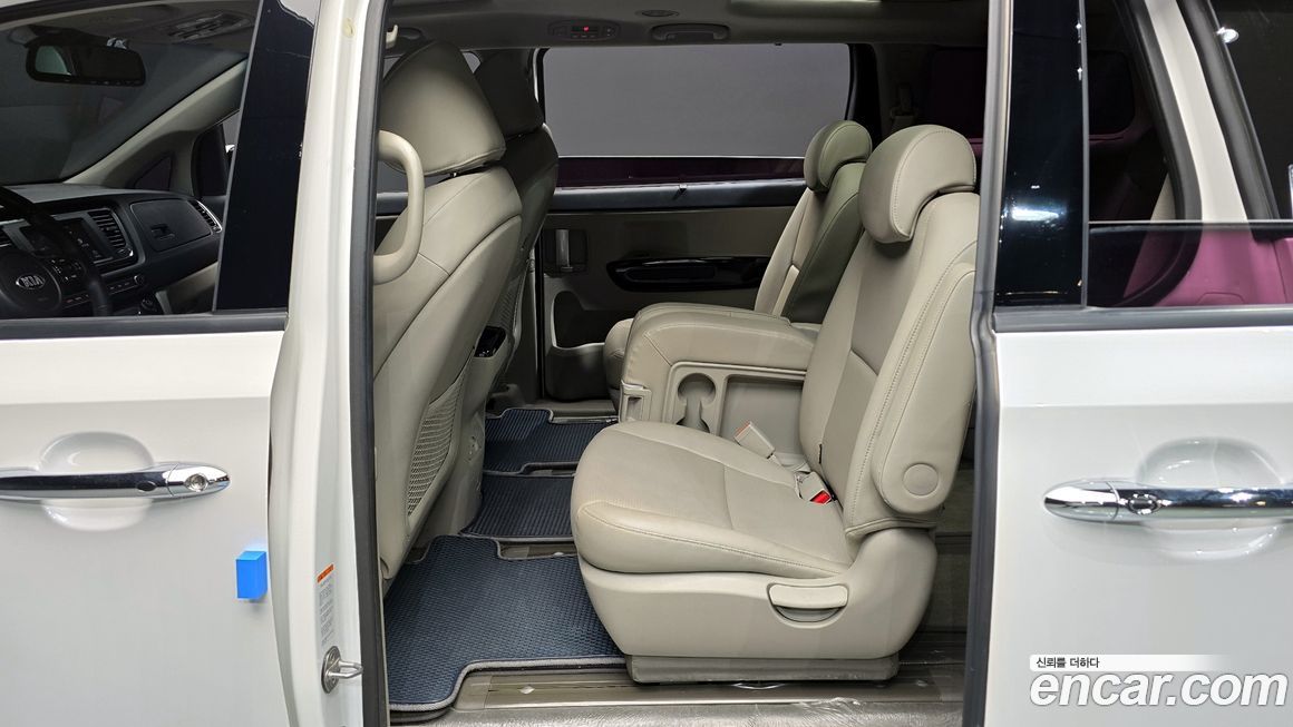 Kia Canival 2019