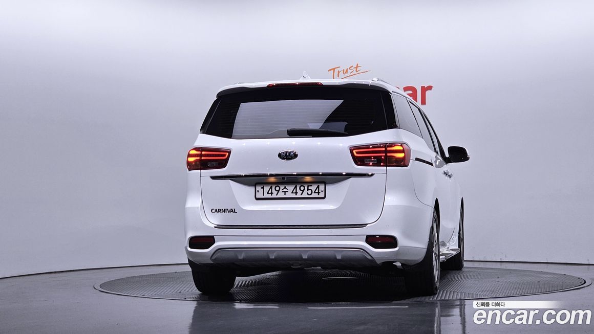 Kia Canival 2019
