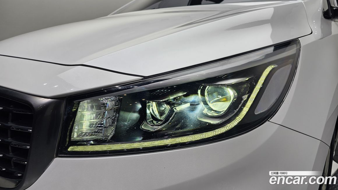 Kia Canival 2019