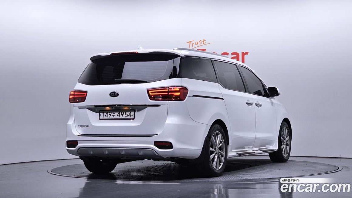 Kia Canival 2019