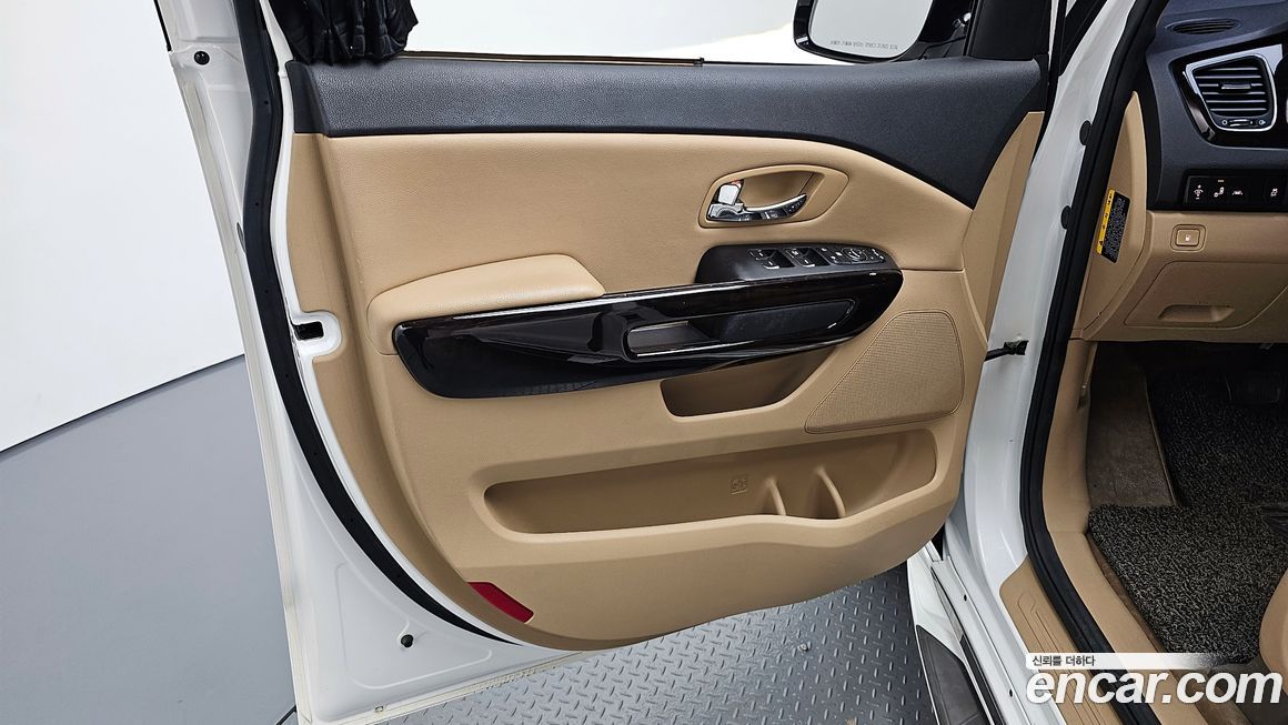 Kia Canival 2019