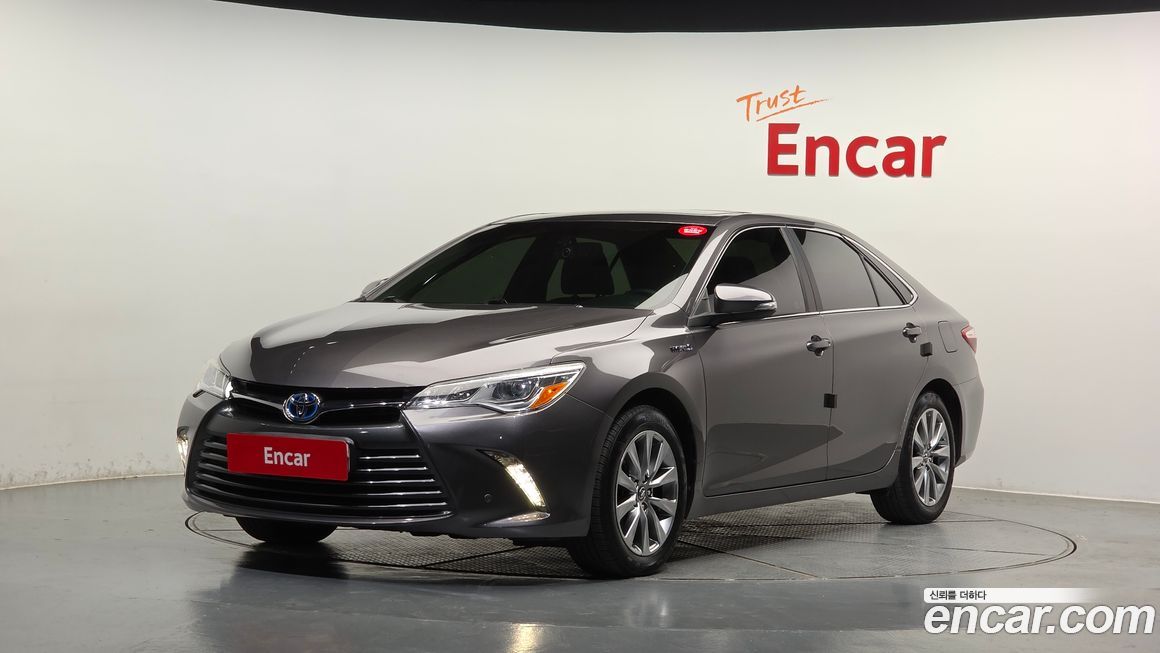 Toyota Camry 2016