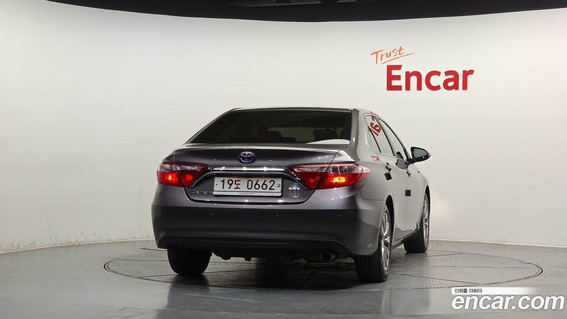 Toyota Camry 2016