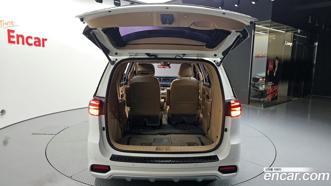 Kia Canival 2019