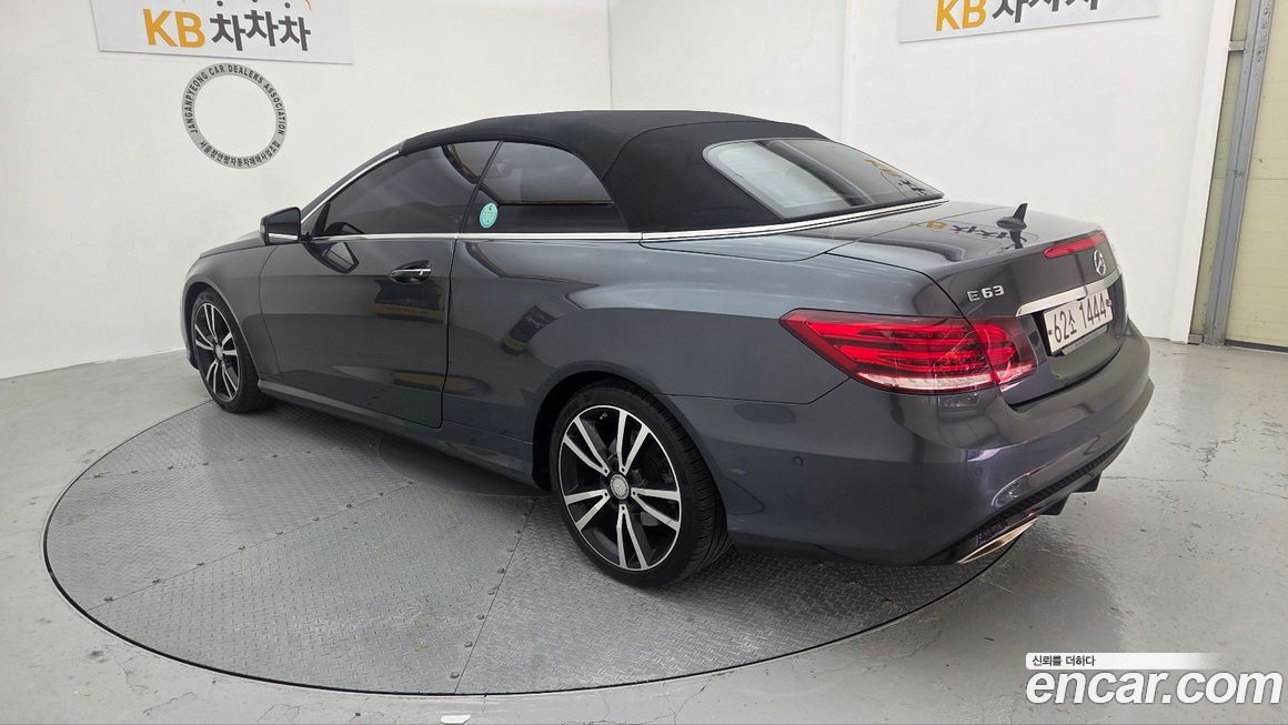 Mercedes-Benz E-Class 2015