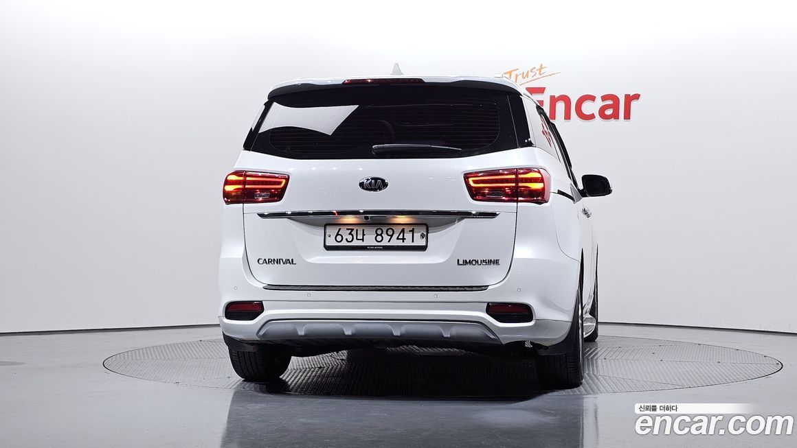 Kia Canival 2019