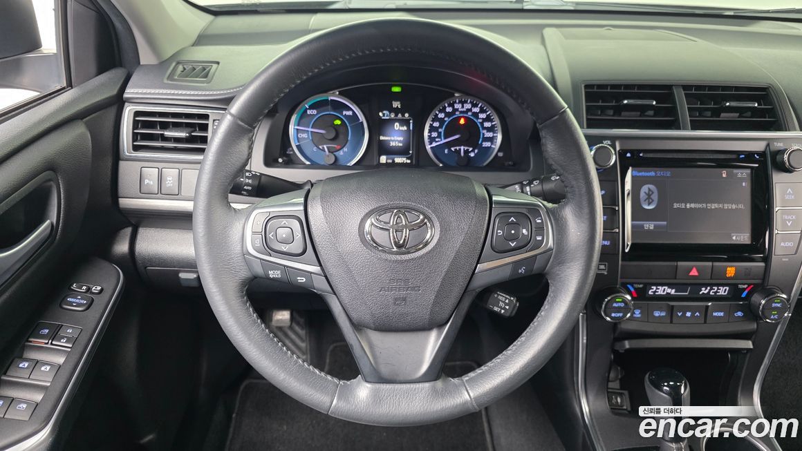 Toyota Camry 2016