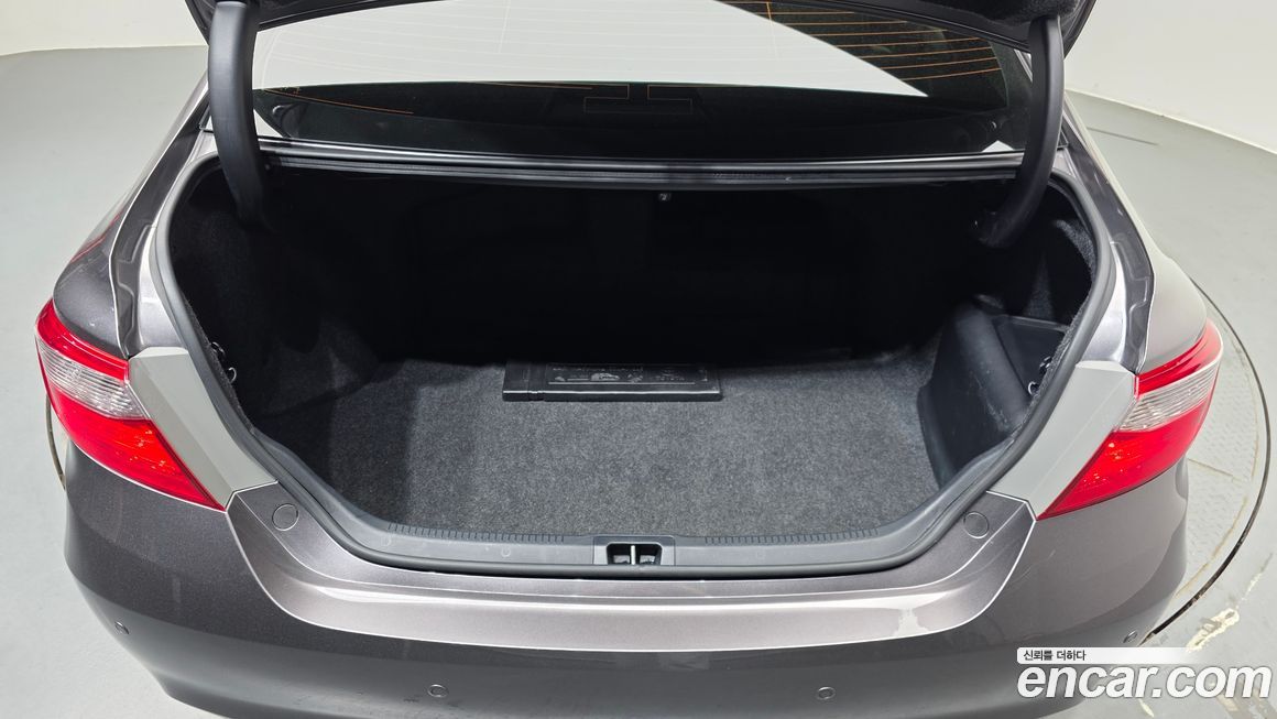 Toyota Camry 2016